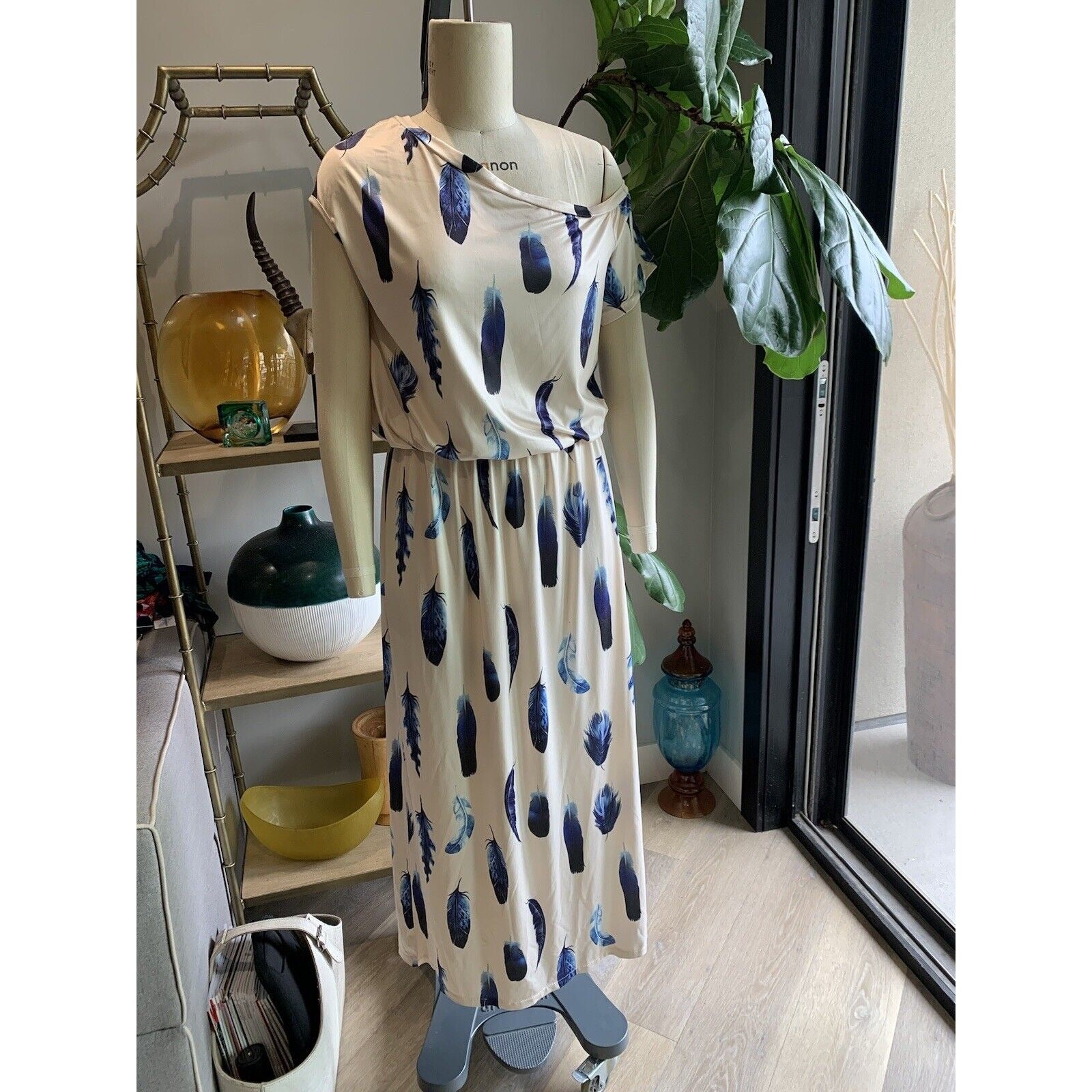 One Shoulder Blouson Dress With Blue Feather Print